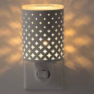 SCENTSY "Light from Within" Mini Warmer
